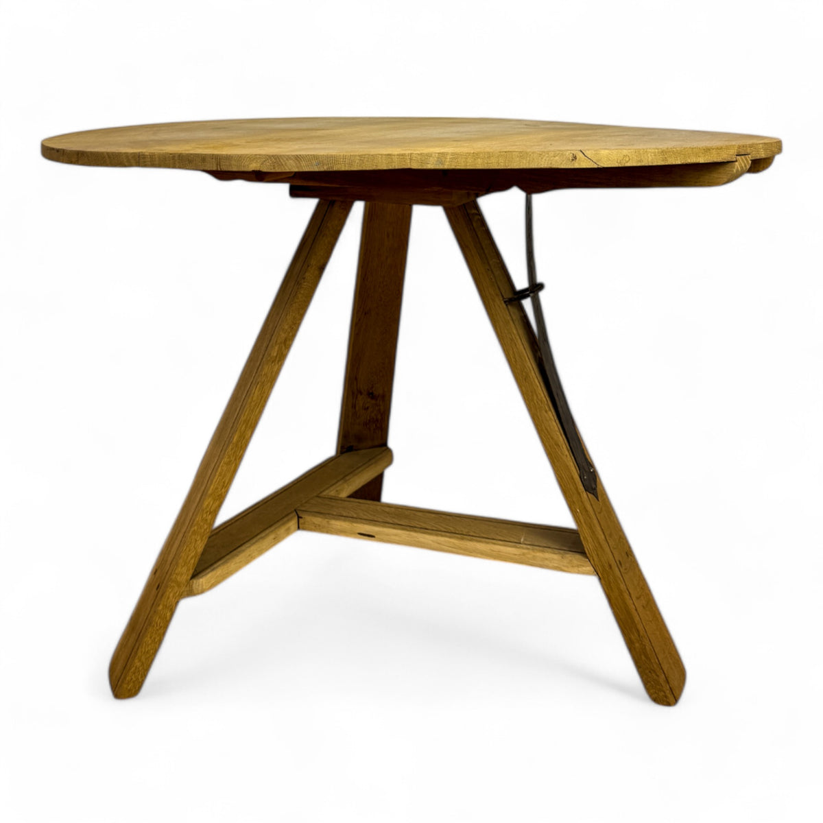 Tilt Top Cricket Table